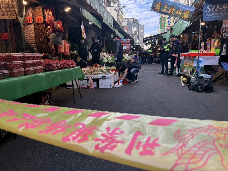 苗栗男持刀闖市場砍傷員警　遭開槍制伏中彈送醫