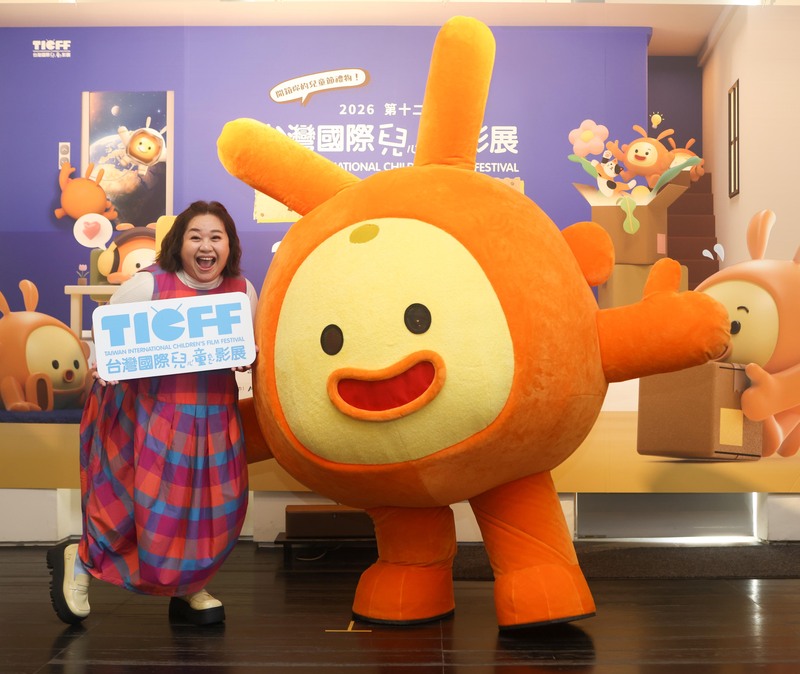 鍾欣凌出席兒童影展活動　分享與孩子相處之道