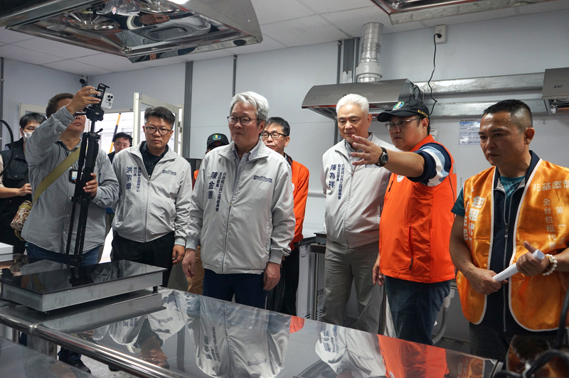 陳金德視察花蓮光復中繼屋