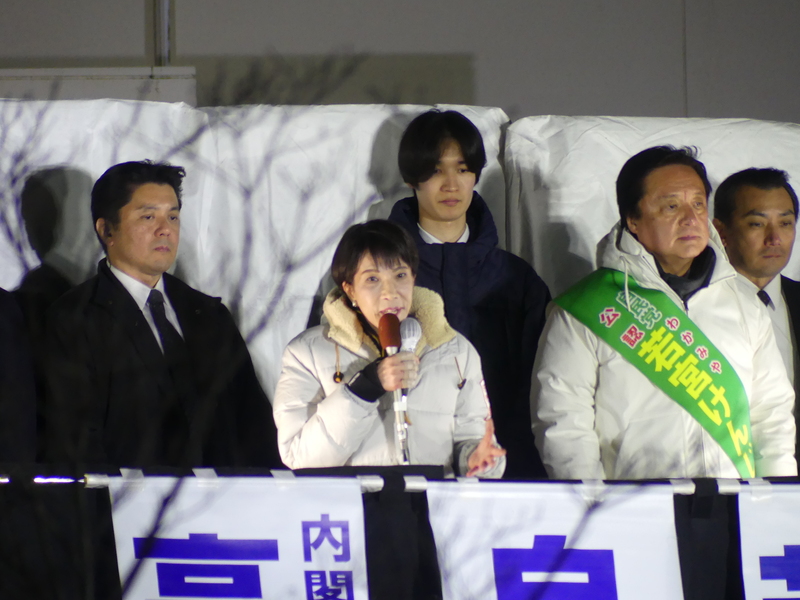 高市早苗警告勿因樂觀翻盤