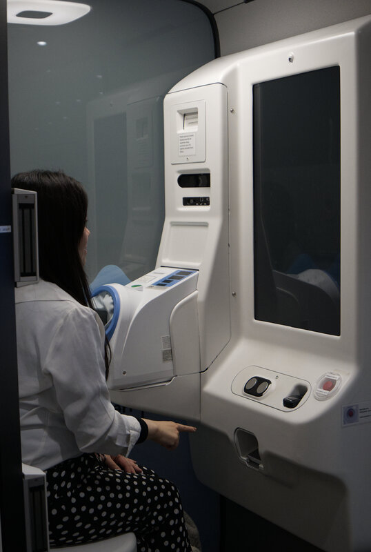 芬蘭自助醫療檢測站能測血氧、呼吸速率、體脂肪