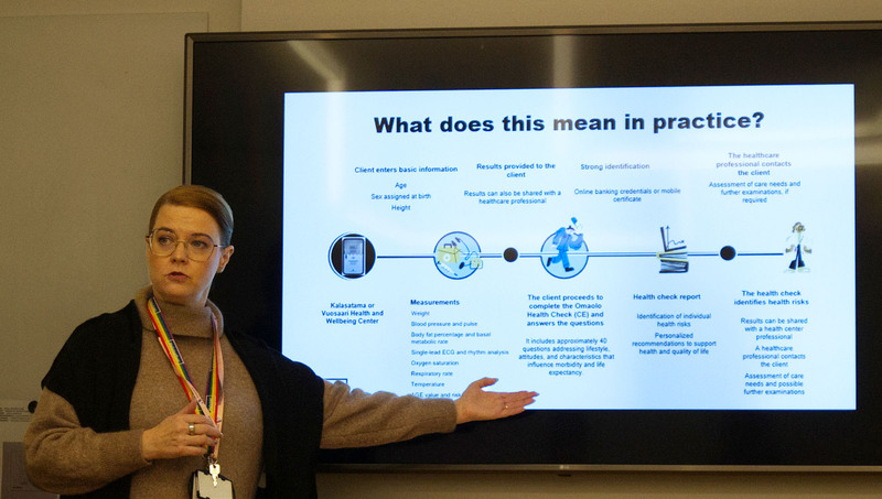 芬蘭護理長穆斯托寧簡報數位醫療流程