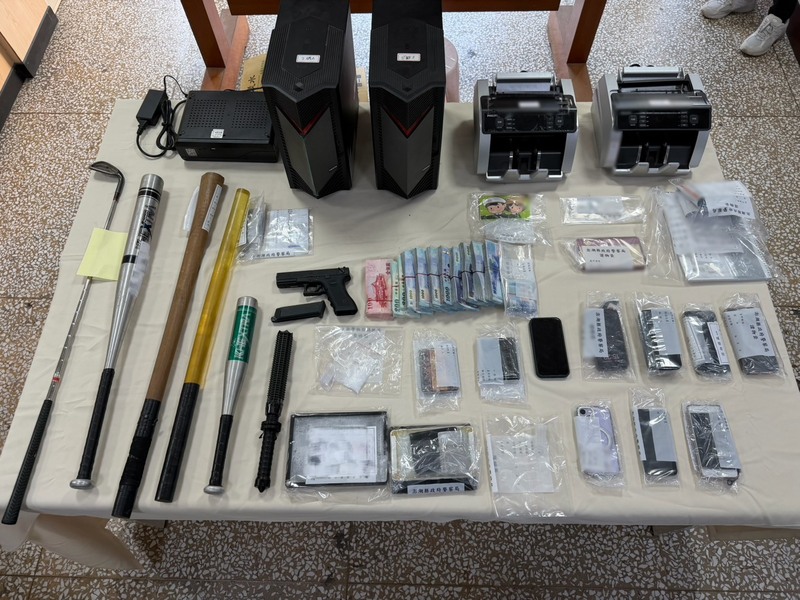 澎湖警掃蕩暴力集團　查扣贓證物