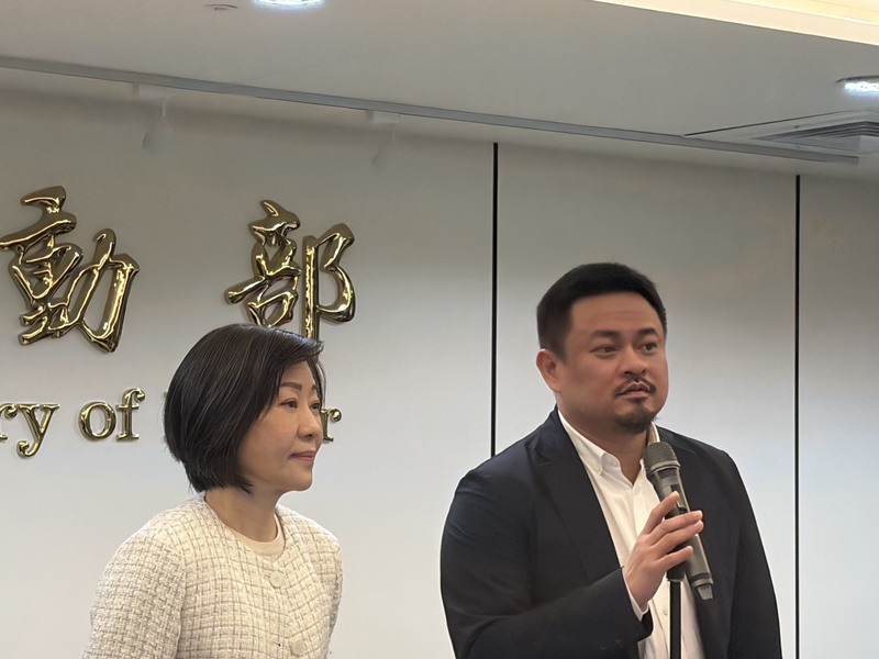 勞動部邀6大車廠工會座談　洪申翰會後說明