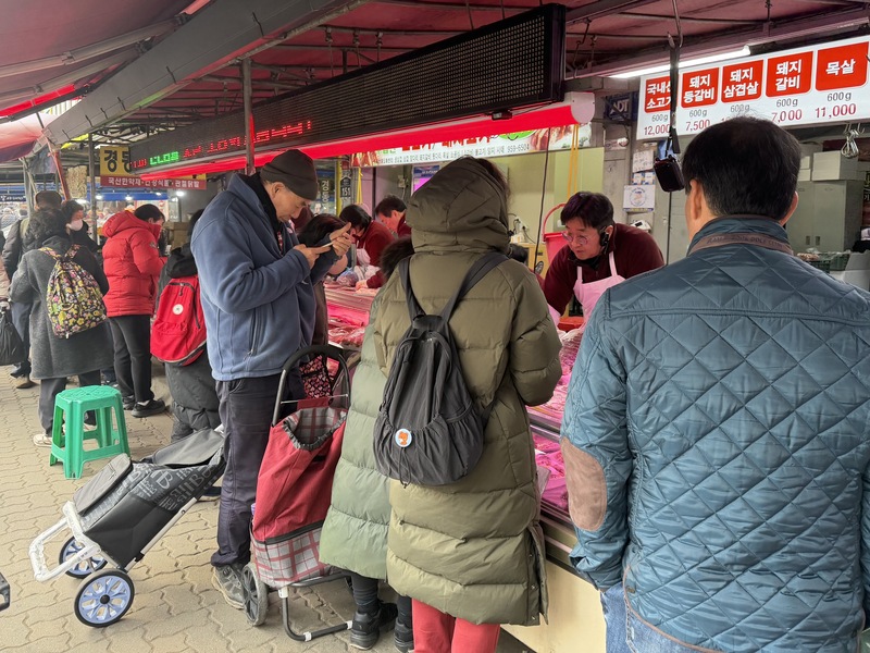 韓國迎農曆過年連假　京東市場採買潮（2）