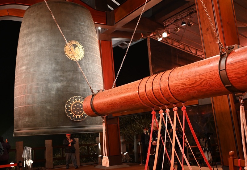 法鼓山除夕敲響法華鐘　108響破除煩惱迎新年