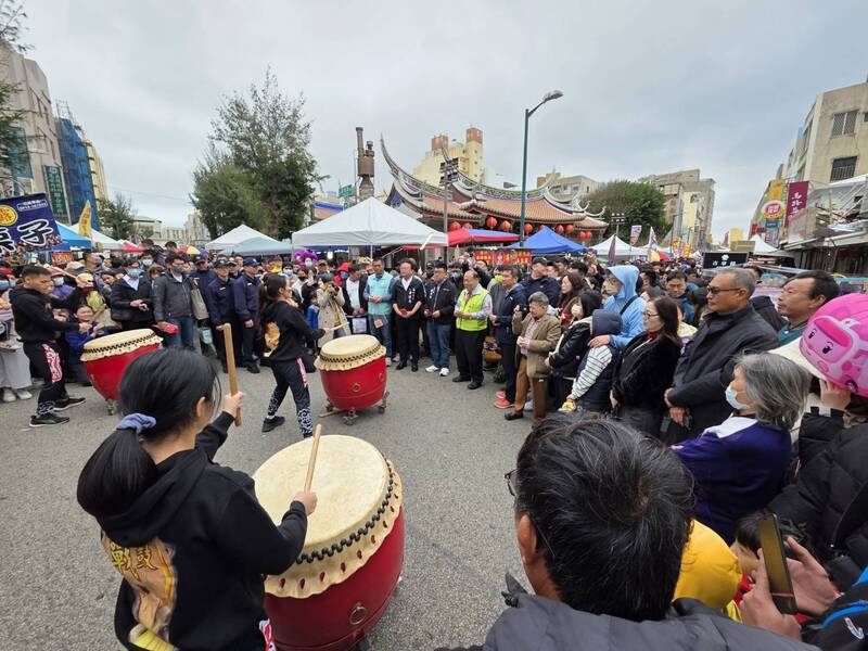 澎防部戰鼓隊獻技　添新春年節喜氣