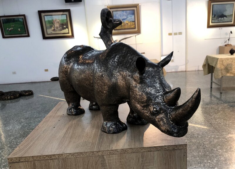 鐵雕藝術家賴銘傳作品「犀牛」