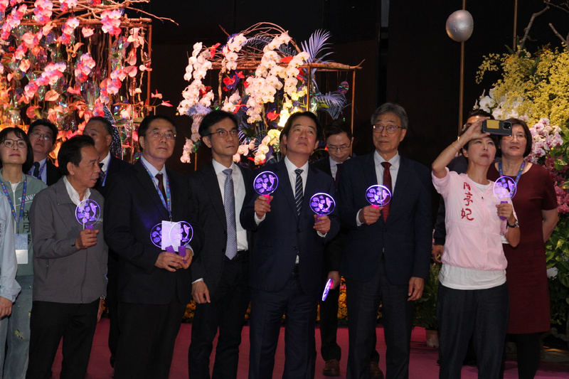 賴總統參觀台灣國際蘭展（1）