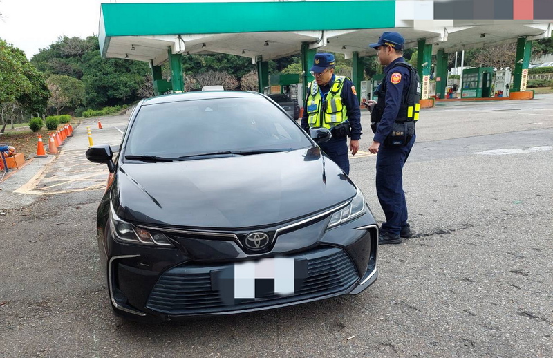 疑遭詐騙假面交真搶奪220萬元　警逮3嫌（2）