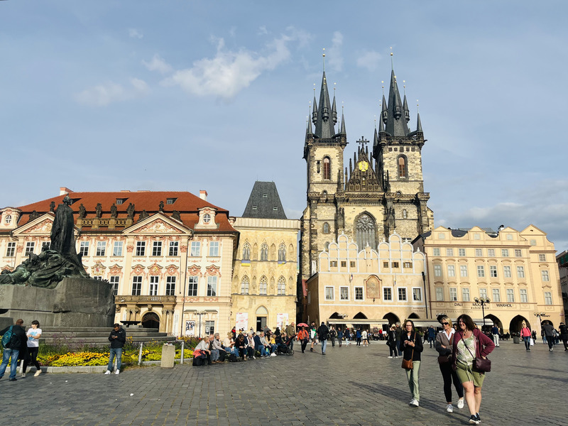 布拉格知名的「老城廣場」