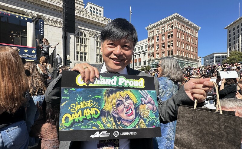 劉俊出席劉美賢慶功派對